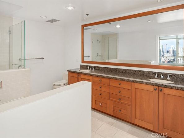 700 W Harbor Drive 2301, San Diego CA 92101