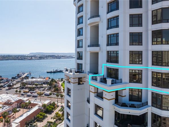 700 W Harbor Drive 2301, San Diego CA 92101