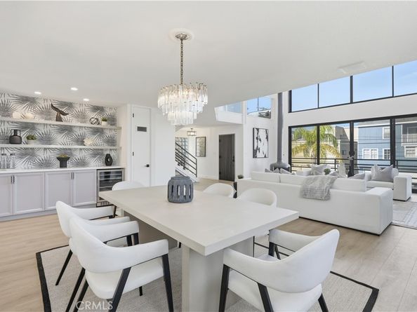 6824 E Ocean Boulevard, Long Beach CA 90803
