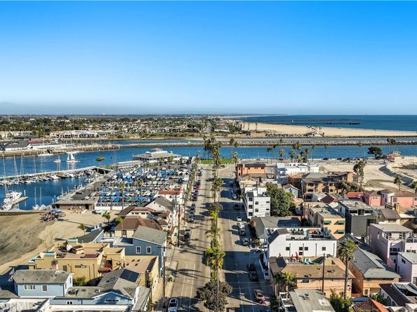 6824 E Ocean Boulevard, Long Beach CA 90803