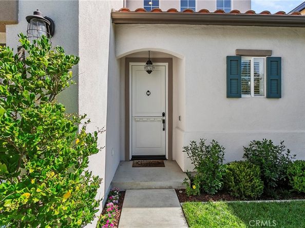 80 Millbrook, Irvine CA 92618