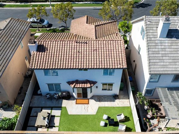 80 Millbrook, Irvine CA 92618