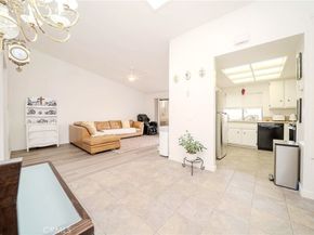 13526 La Jolla, La Mirada CA 90638