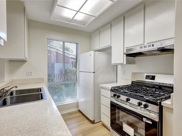 2813 S Fairview Street G, Santa Ana CA 92704