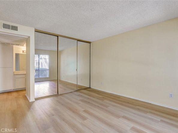 2813 S Fairview Street G, Santa Ana CA 92704