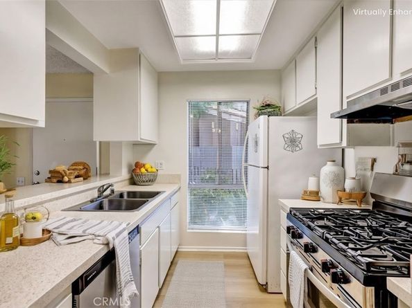 2813 S Fairview Street G, Santa Ana CA 92704