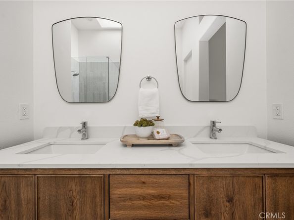 2495 Tequestra, Tustin CA 92782