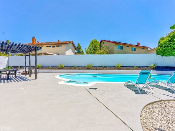 1350 S Ashington, Anaheim CA 92804