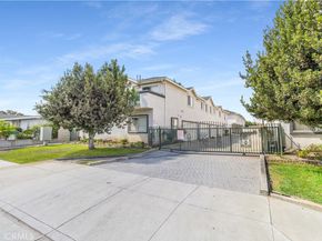 20601 20603 Seine Avenue, Lakewood CA 90715