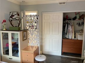 809 N Spurgeon 5, Santa Ana CA 92701