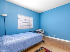 3913 N Virginia Road 203, Long Beach CA 90807