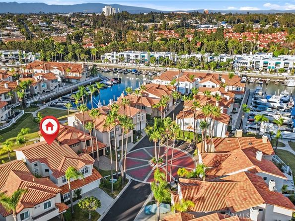 323 Empire Landing, Long Beach CA 90803