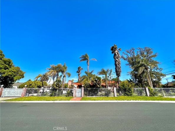 9462 Hillview Road, Anaheim CA 92804