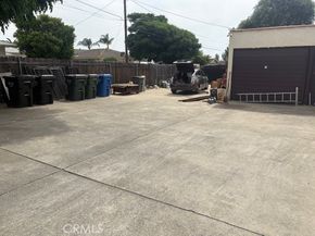 2196 N Orange Grove Avenue, Pomona CA 91768