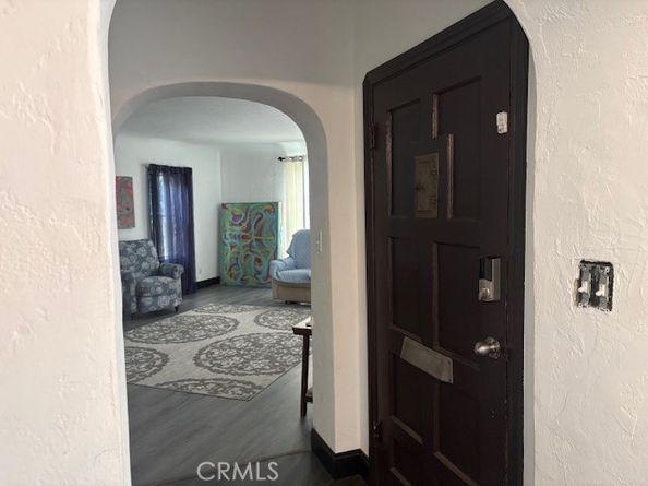 2196 N Orange Grove Avenue, Pomona CA 91768