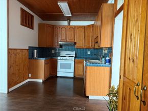 260 E South, Long Beach CA 90805