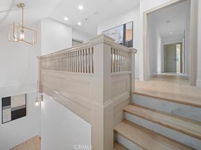 1676 W 24th, Los Angeles CA 90007