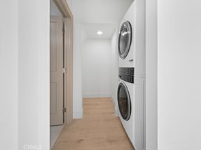 1676 W 24th, Los Angeles CA 90007