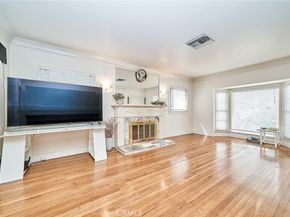 1128 S Citrus Avenue, Los Angeles CA 90019
