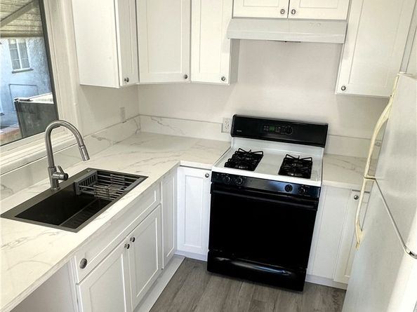 735 Barris, Fullerton CA 92832