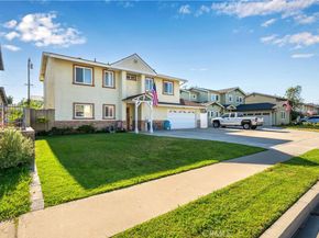 10211 Aqueduct Drive, Cypress CA 90630