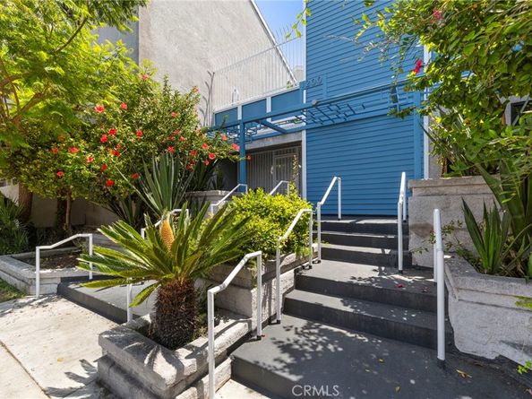 1200 Gaviota 104, Long Beach CA 90813