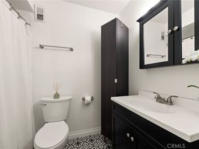 1200 Gaviota 104, Long Beach CA 90813