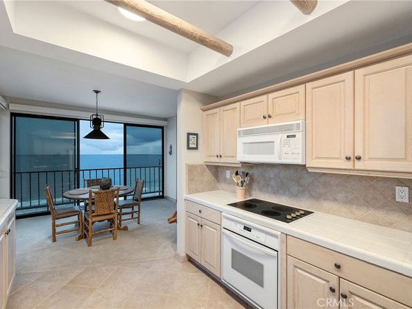 727 Esplanade 302, Redondo Beach CA 90277