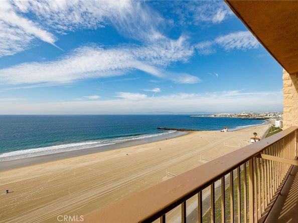 727 Esplanade 302, Redondo Beach CA 90277