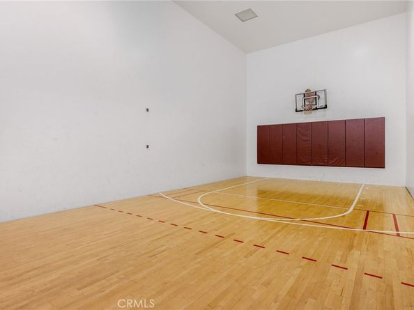 2571 Plaza del Amo 310, Torrance CA 90503