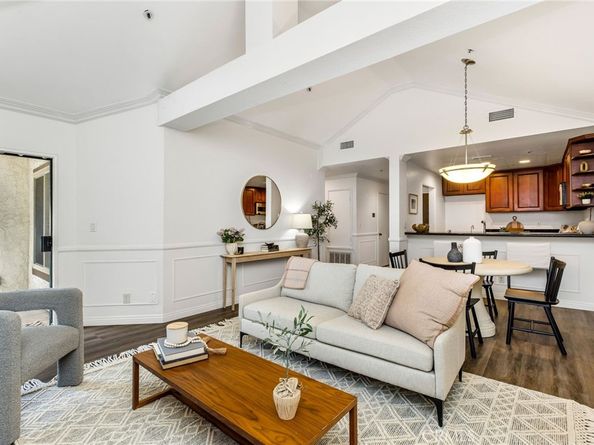 2571 Plaza del Amo 310, Torrance CA 90503