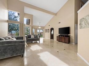 2450 Sawgrass St, El Cajon CA 92019