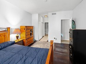 2050 camino de la reina 203, San Diego CA 92108