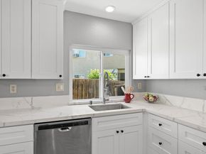 7290 Oakham Way, San Diego CA 92139