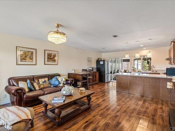 3839 Vista Campana S 66, Oceanside CA 92057