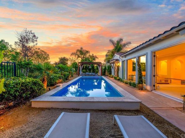 1052 Mountain Ash Ave, Chula Vista CA 91914