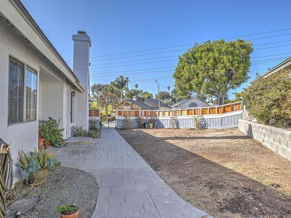 540 Hampshire Ln, Chula Vista CA 91911