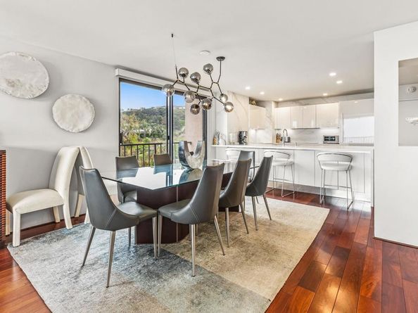 2500 Torrey Pines Road 805, La Jolla CA 92037