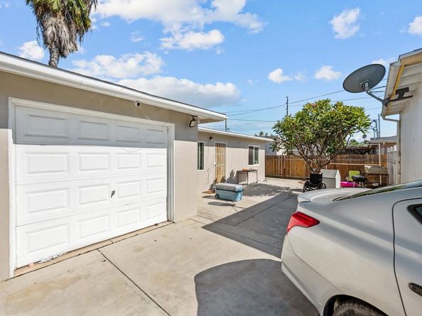 139 139 1/2 Woodlawn Avenue, Chula Vista CA 91910