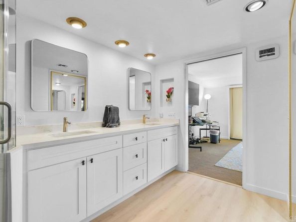 230 W Laurel Street 506, San Diego CA 92101