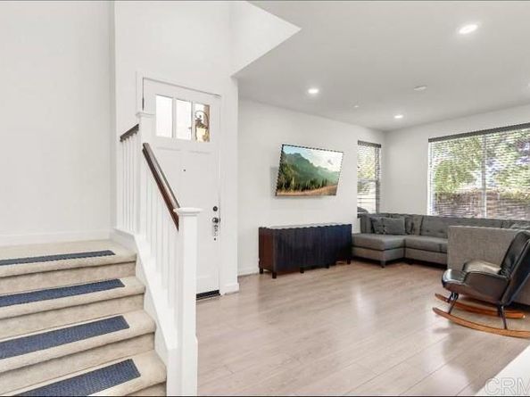 12835 W Hemingway Drive, San Fernando CA 91340