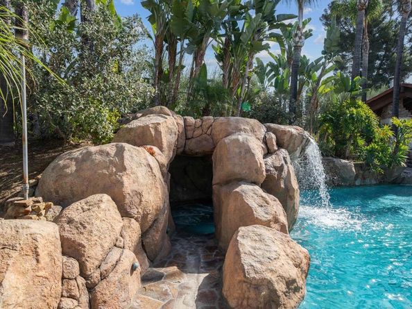 647 Crest Drive, El Cajon CA 92019