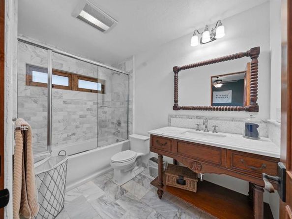 647 Crest Drive, El Cajon CA 92019