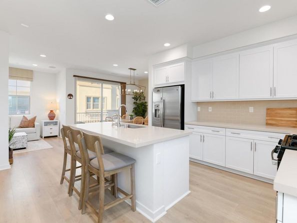 319 Lagoon Way, Santee CA 92071