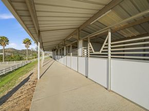 1925 Robinhood Road, Vista CA 92084