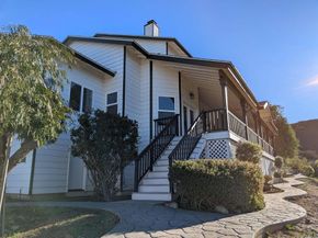 1925 Robinhood Road, Vista CA 92084