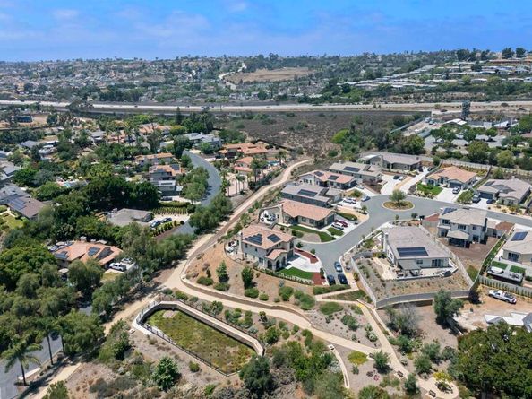 8304 The Grant Place, Bonita CA 91902