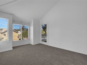 1564 Tanglewood Lane 5, Escondido CA 92029