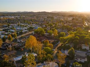 2536 White Oak Pl 2, Escondido CA 92027