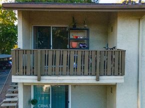 2536 White Oak Pl 2, Escondido CA 92027